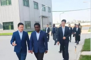 Ambassador of Ghana Visits the Lantian Medical